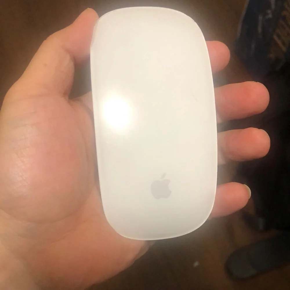 Apple Magic Mouse in White